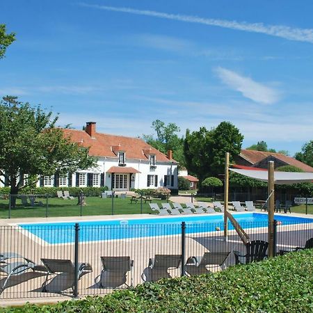 Domaine Les Gandins Bed & Breakfast Saint-Germain-de-Salles Bagian luar foto