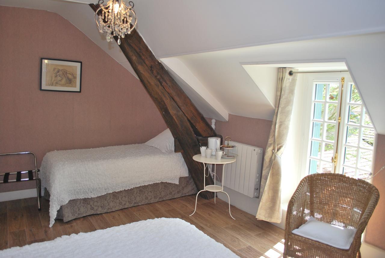 Domaine Les Gandins Bed & Breakfast Saint-Germain-de-Salles Bagian luar foto