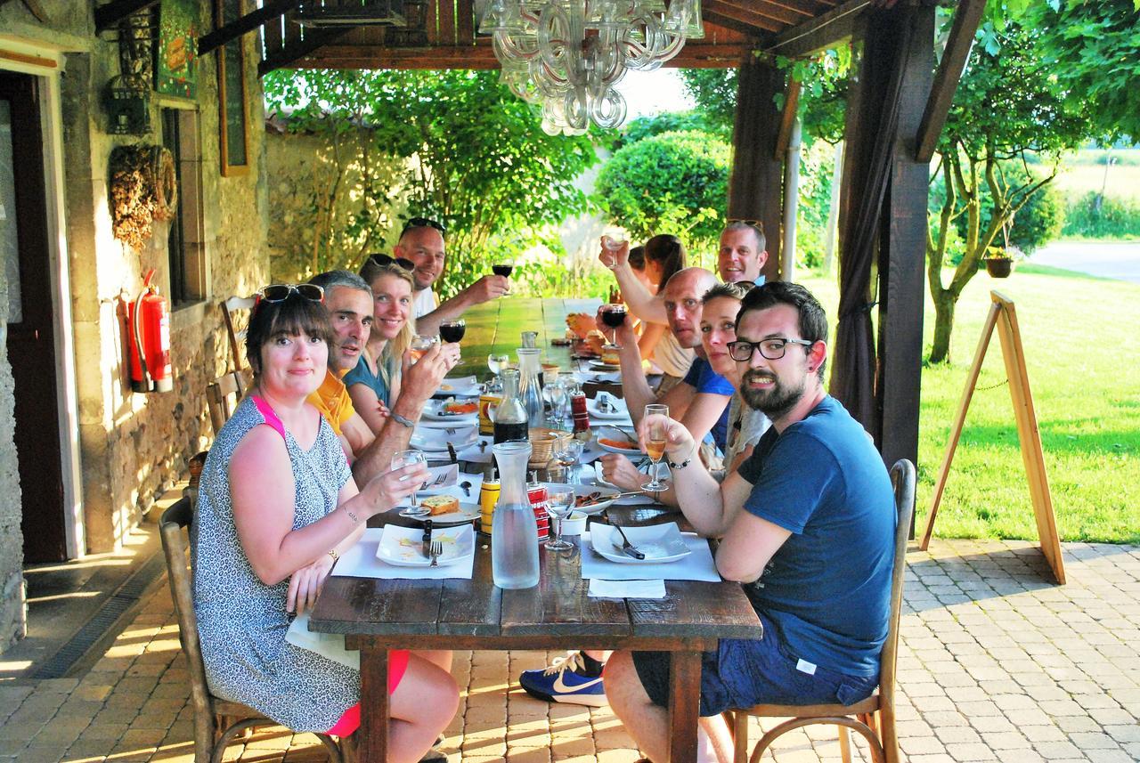 Domaine Les Gandins Bed & Breakfast Saint-Germain-de-Salles Bagian luar foto